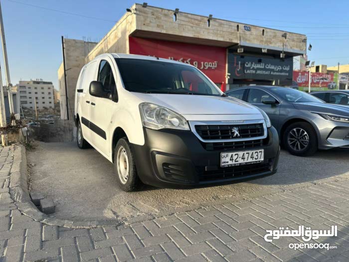 بيجو بارتنر van long body